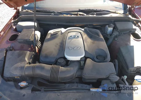 2009 Hyundai Genesis 4.6 z USA, uszkodzony, nr VIN KMHGC46F79U032633